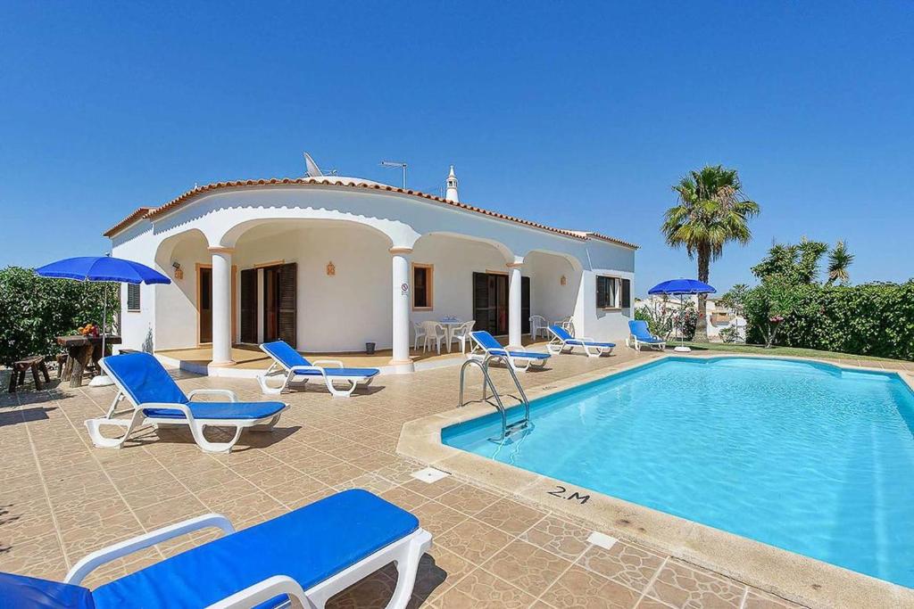 Villa Lourenço room 1